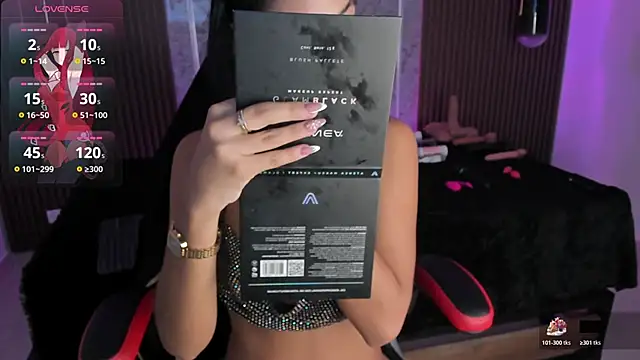 liah cleir online show from December 18, 7:53 pm