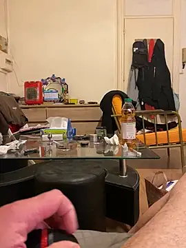 Snapshot of jackadi33 chatting on October 31, 8:21 pm jackadi33 online show from October 31, 8:21 pm