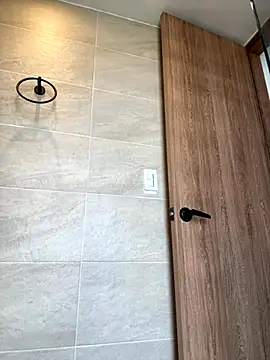 Nikii   online show from November 7, 1:33 pm