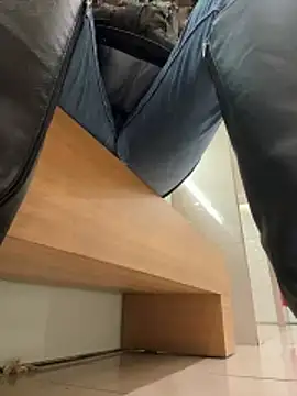 Isabella21  online show from April 5, 3:15 am