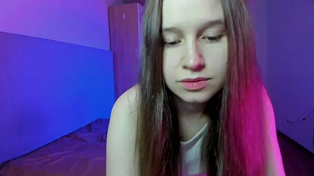 Snapshot of ssunnshinne__ chatting on October 11, 6:06 pm ssunnshinne online show from October 11, 6:06 pm