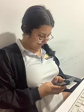 Snapshot of Velma_star chatting on September 15, 12:05 pm Velma star online show from September 15, 12:05 pm