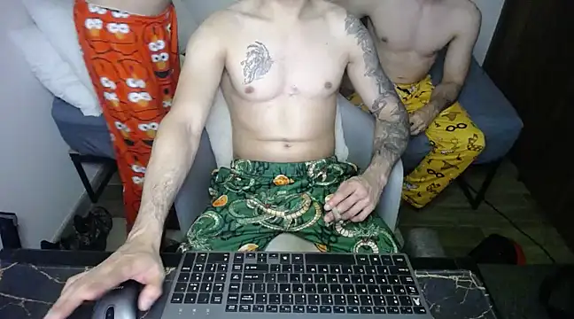 bossking017 online show from January 26, 4:41 am