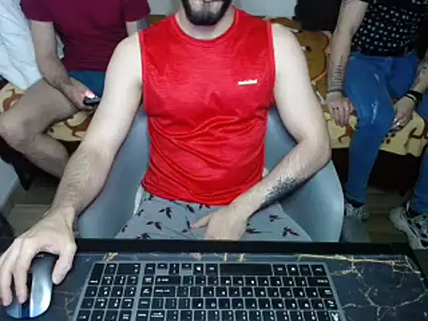 bossking017 online show from February 1, 11:48 pm