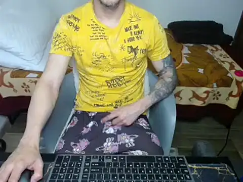 bossking017 online show from February 3, 11:20 am