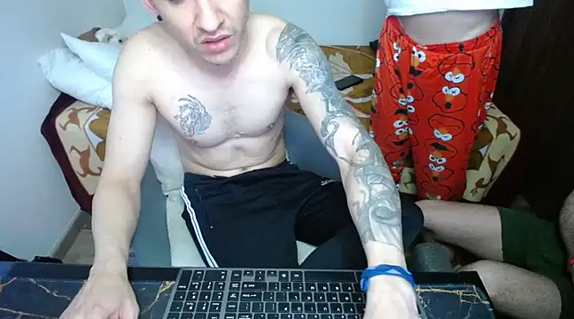 bossking017 online show from February 10, 12:29 pm