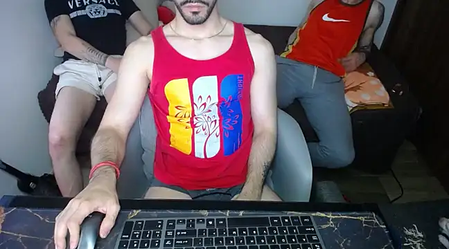 bossking017 online show from March 2, 6:30 pm