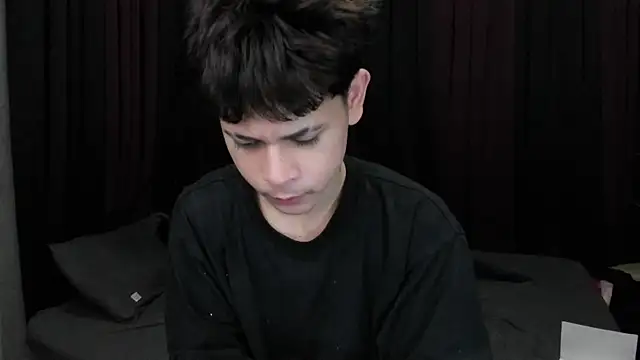 hotfreshdior online show from February 1, 4:16 pm