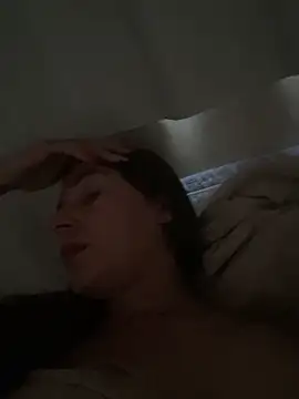 Snapshot of Isabelaa_ chatting on February 7, 6:22 pm Isabelaa online show from February 7, 6:22 pm