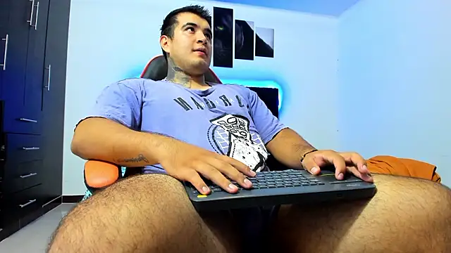 thiago  cp01 online show from January 18, 4:27 am