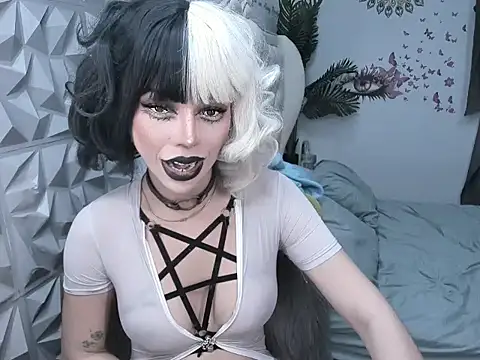 janecomander online show from March 30, 12:50 pm