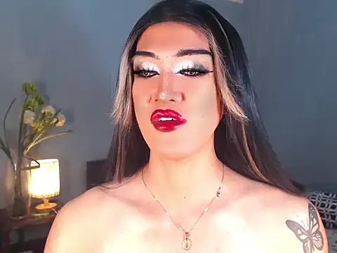 AleinaCroft online show from December 4, 2:43 am