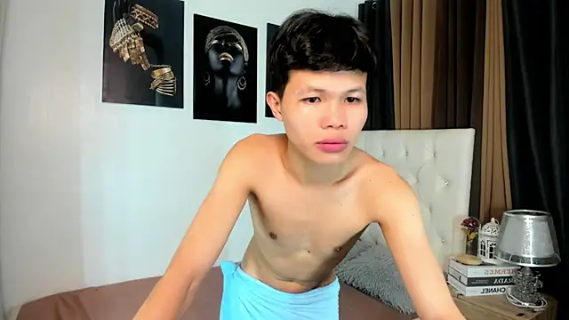 crazyasiantwink online show from October 12, 6:01 am