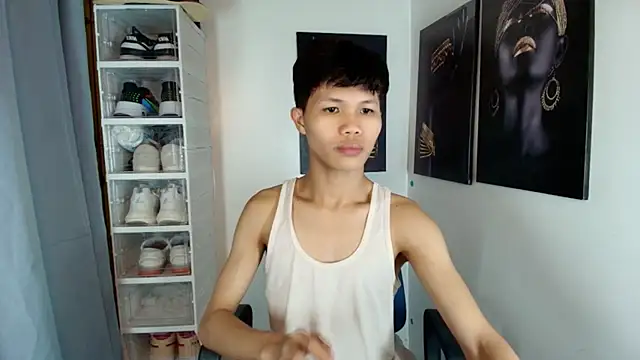 crazyasiantwink online show from November 22, 5:23 pm