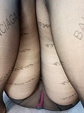 Lam-Di online show from May 31, 6:09 pm