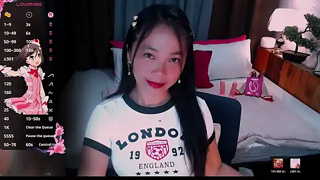 sexystela online show from May 6, 9:42 pm