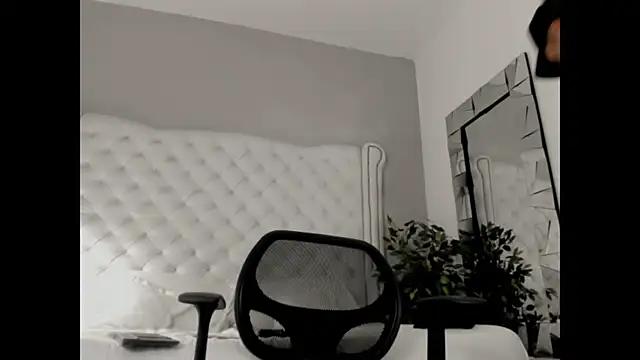 Thiagoferreti online show from October 23, 7:56 pm