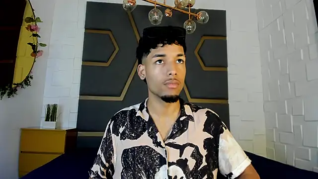 Thiagoferreti online show from November 22, 1:54 pm