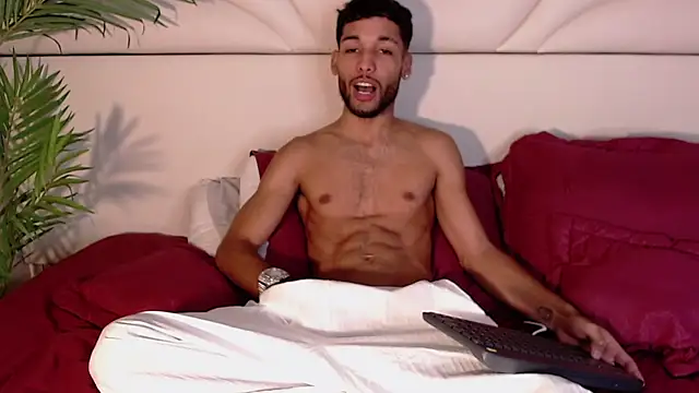 Thiagoferreti online show from March 25, 3:34 am