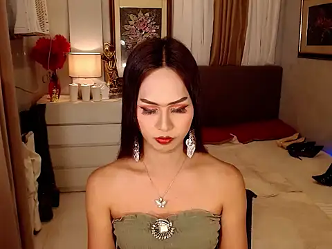 Snapshot of Nathalieheartt chatting on February 3, 3:26 am Nathalieheartt online show from February 3, 3:26 am