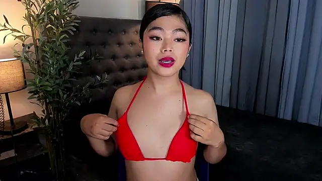 Snapshot of AsianHugecockAnna chatting on August 3, 7:07 am AsianHugecockAnna online show from August 3, 7:07 am