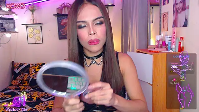 izabella moore online show from November 21, 8:02 am