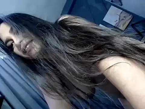 Sassy Samm online show from January 6, 1:09 am