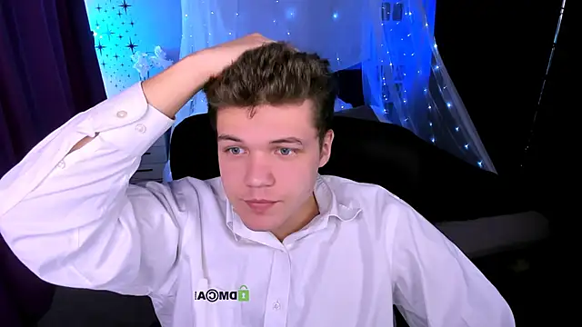 lucas long  online show from November 7, 9:53 am