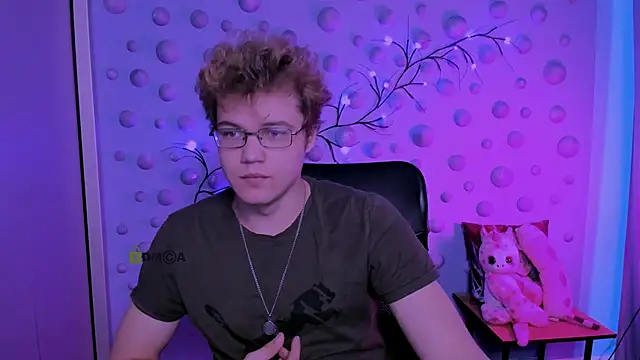 lucas long  online show from January 13, 10:09 am