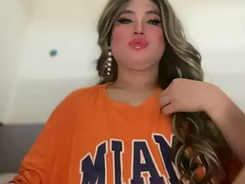 Snapshot of Naughtyrosecum chatting on September 11, 5:40 am Naughtyrosecum online show from September 11, 5:40 am