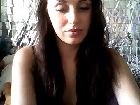 Qinini online show from September 15, 7:19 am