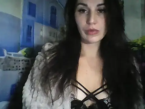 Qinini online show from October 15, 8:20 pm