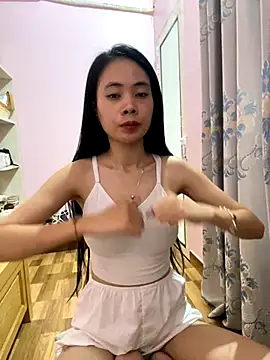 Snapshot of Dau-Tayy chatting on September 17, 9:55 am Dau-Tayy online show from September 17, 9:55 am