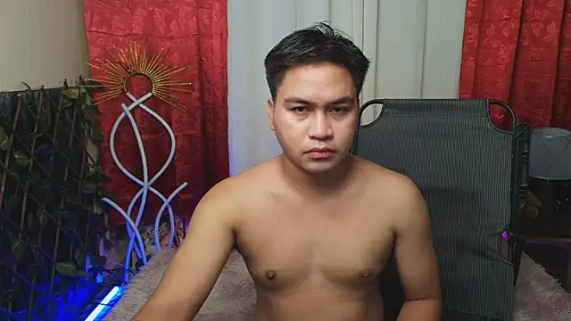 Snapshot of Asian_jayeel chatting on June 29, 5:14 am Asian jayeel online show from June 29, 5:14 am