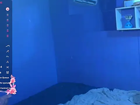 urgirljane online show from May 20, 5:46 am