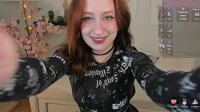 Violet Griffen online show from October 18, 3:35 pm