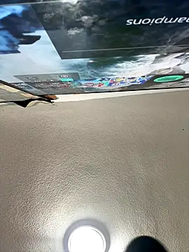 Snapshot of aavrdvh33 chatting on October 4, 11:03 pm aavrdvh33 online show from October 4, 11:03 pm