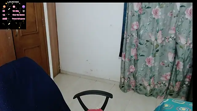 alejandralatina online show from February 6, 3:11 am