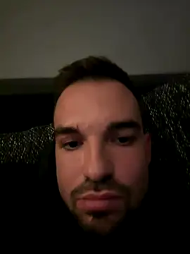 Snapshot of trylee chatting on October 5, 3:05 am trylee online show from October 5, 3:05 am