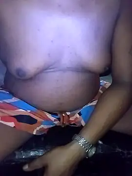 Snapshot of OnlyMoneyIwanT chatting on February 28, 11:28 pm OnlyMoneyIwanT online show from February 28, 11:28 pm