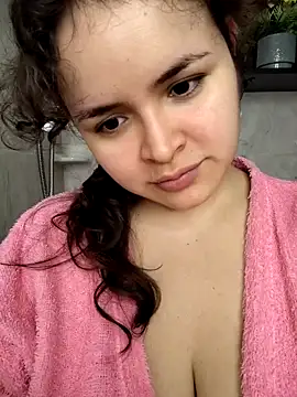 SeleneLuminari8 online show from March 28, 1:33 pm