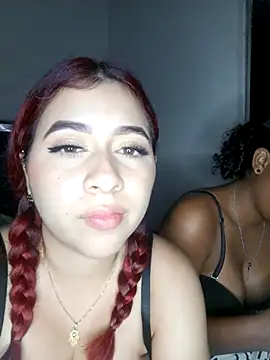 Chloe Sky love online show from October 28, 4:05 am