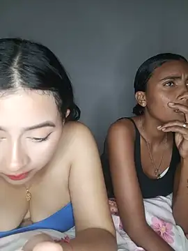 Chloe Sky love online show from May 29, 3:59 am