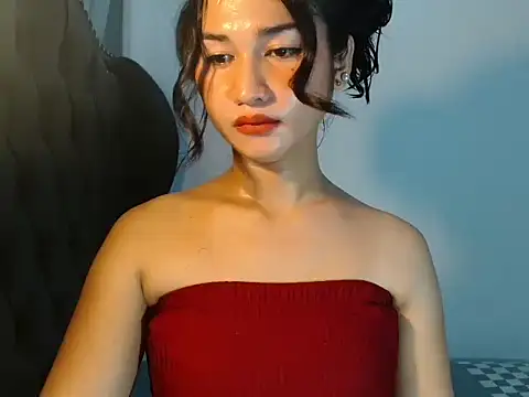 Snapshot of lava_lux chatting on June 23, 4:21 am lava lux online show from June 23, 4:21 am
