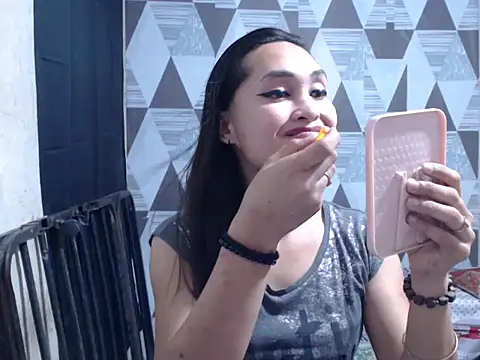 Wiynwyn Delamerced1989 online show from March 18, 3:20 am