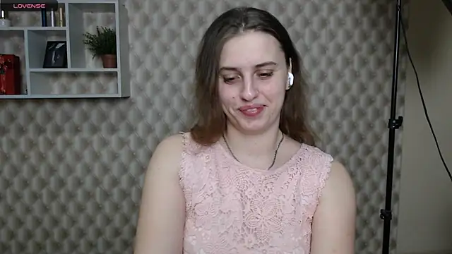 AmandaDimond  online show from February 10, 12:42 pm