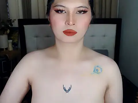 Snapshot of NaomiSmall chatting on October 2, 8:54 am NaomiSmall online show from October 2, 8:54 am