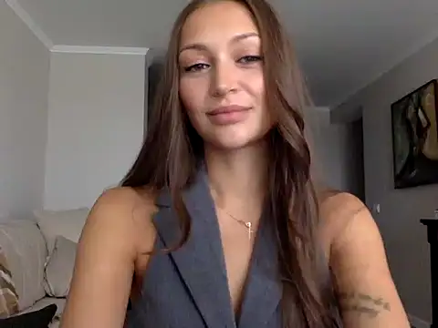 Snapshot of Sainaa1 chatting on October 15, 8:47 am Sainaa1 online show from October 15, 8:47 am