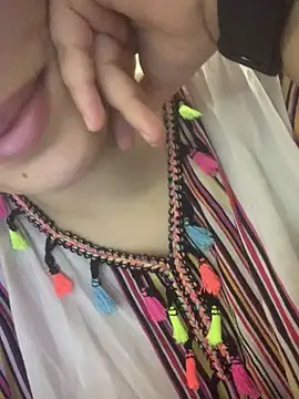 Snapshot of Soporsix chatting on November 5, 4:34 am Soporsix online show from November 5, 4:34 am