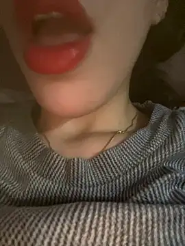 Mimisixo online show from November 10, 5:56 pm